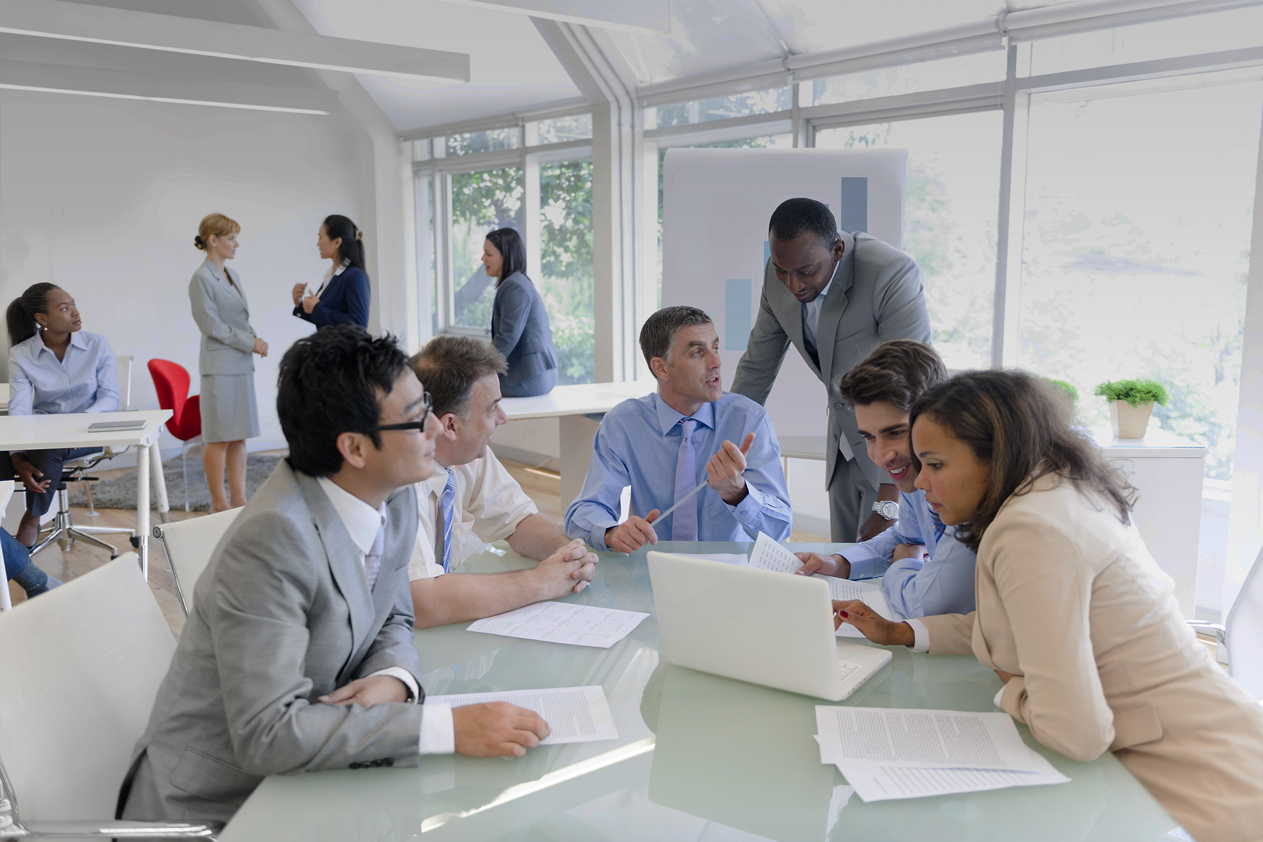 Printed Training Manuals and Online Training: How Can They Work Together?